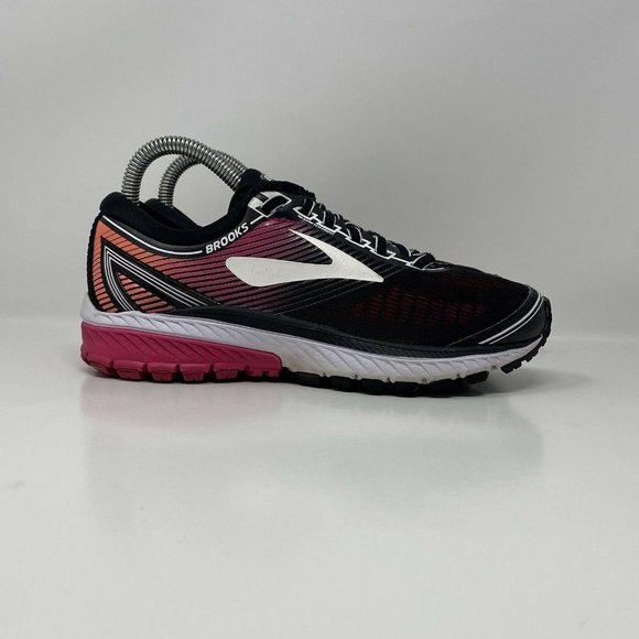 brooks ghost 10 size 5.5